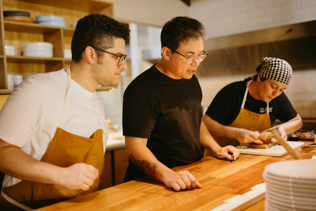 Who’s Who in Your Restaurant Business: Chef, Restaurateur, Merchant, and Restaurant Owner